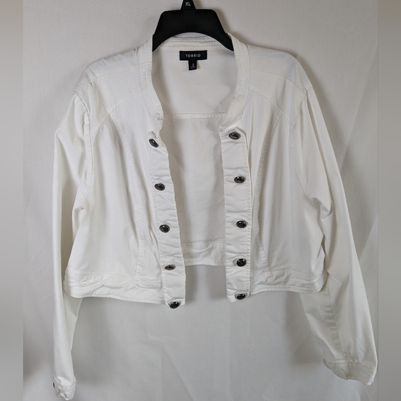 Torrid Jean Jacket White Size 2‎ - Picture 3 of 4